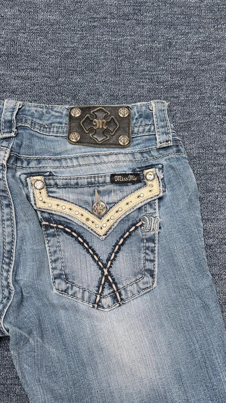 Miss Me Jeans W29 Y2K Light Wash Bootcut Low Rise Western Flap Pocket Strass