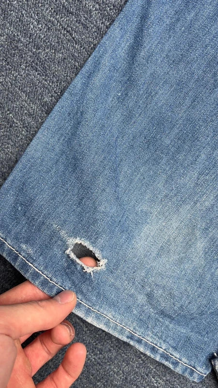 True Religion Joey Jeans W34 Big T Y2K Light Wash Bootcut Made in USA Vintage